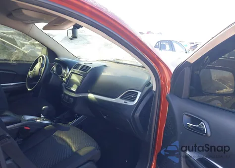 2014 Dodge Journey Sxt z USA, uszkodzony, nr VIN 3C4PDCBG1ET149378